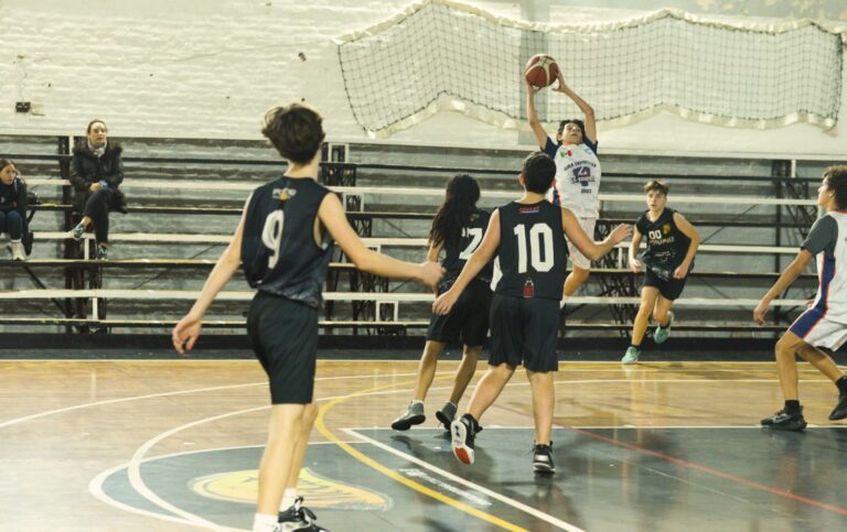castigo-basquet-padres-madres-colegio-escuela-1