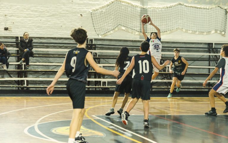 castigo-basquet-padres-madres-colegio-escuela-1